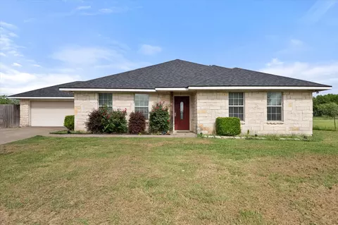 906 N Spikes Rd, Corsicana, TX 75110