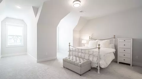 449 Jones St, Grapevine, TX 76051 photo 25