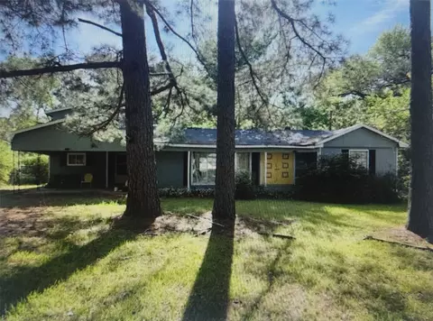 7970 N Lakeshore Dr, Shreveport, LA 71107