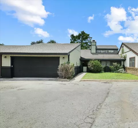 5503 Boca Raton Blvd, Fort Worth, TX 76112