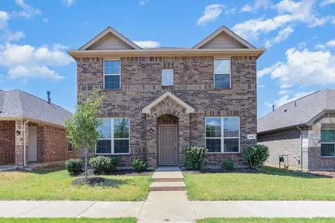 2432 Evening Stone Dr, Aubrey, TX 76227