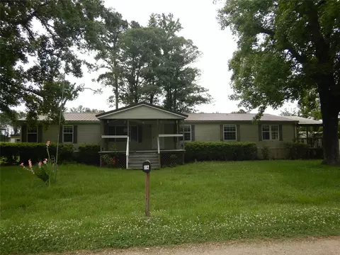 162 Chucks Ln, Frierson, LA 71027