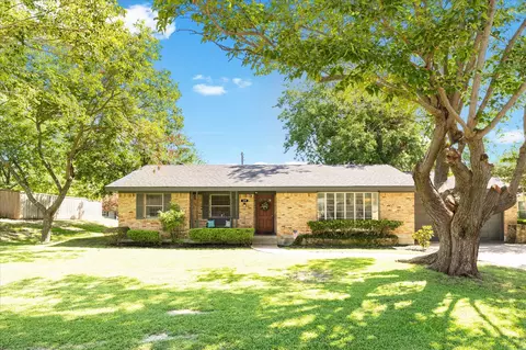 319 Highland Dr, Rockwall, TX 75087