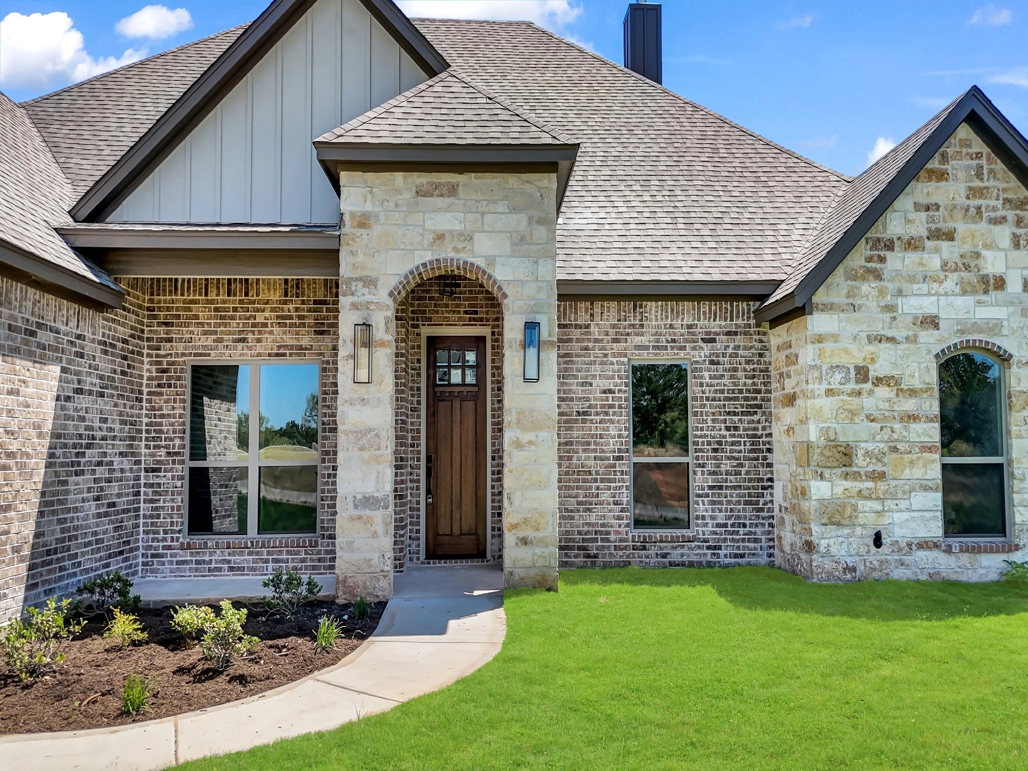 100 Dubois Rd  
