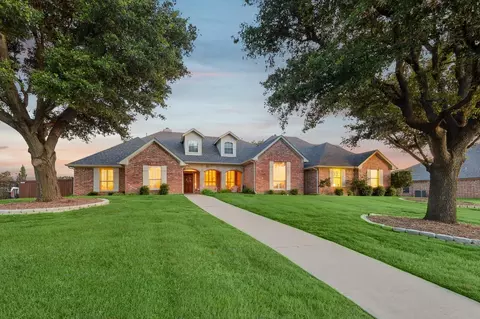 217 Arbor Ln, Haslet, TX 76052