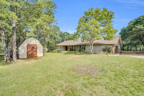 5040 Lemons Rd, Fort Worth, TX 76140