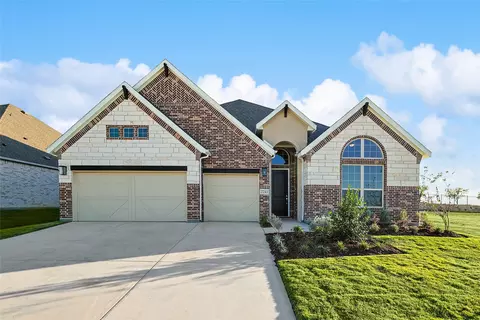 2241 Slate Dr, Waxahachie, TX 75167