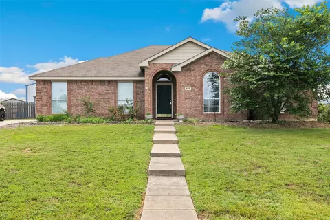 837 Sherry Ln S, Krugerville, TX 76227