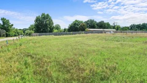1076 Summit Dr, Springtown, TX 76082 photo 15