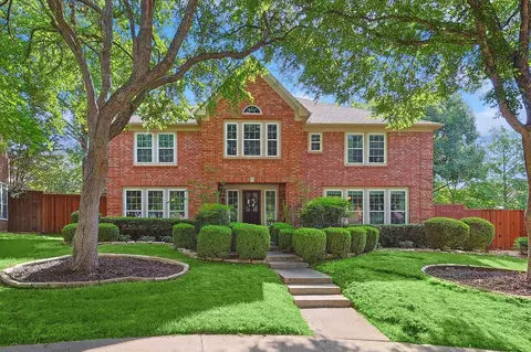 2205 Pistachio Dr, Irving, TX 75063