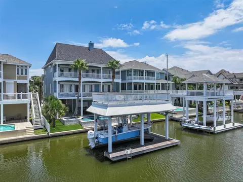 3406 Eckert Dr, Galveston, TX 77554