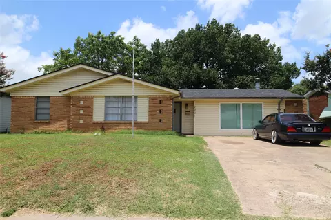 2921 Bryn Mawr Dr, Irving, TX 75062