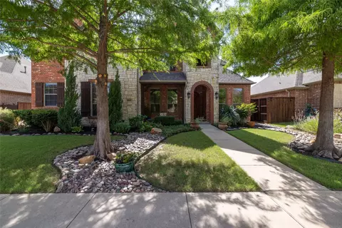 8009 Long Trail Dr, North Richland Hills, TX 76182