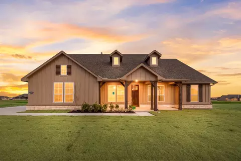 2907 Mossy Oak Dr, Terrell, TX 75161
