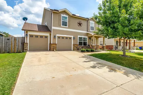 115 Independence Ave, Venus, TX 76084