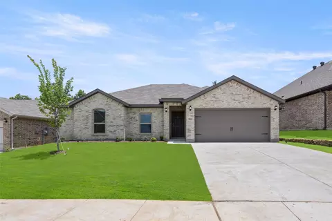 2661 Streamside Dr, Burleson, TX 76028