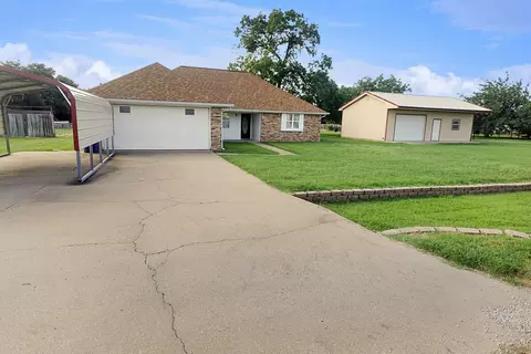 620 Newlin Ln, Granbury, TX 76048