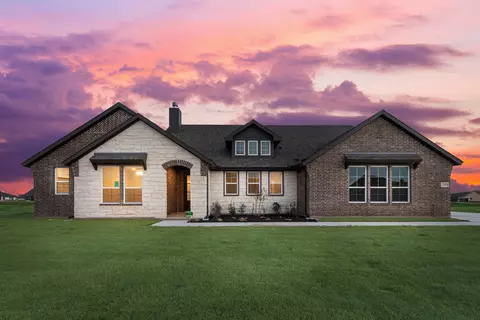 2909 Mossy Oak Dr, Terrell, TX 75161
