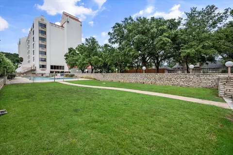 2128 Reflection Bay Dr #2128, Arlington, TX 76013