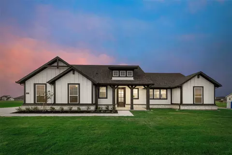 3100 White Oak Rd, Oak Ridge, TX 75160