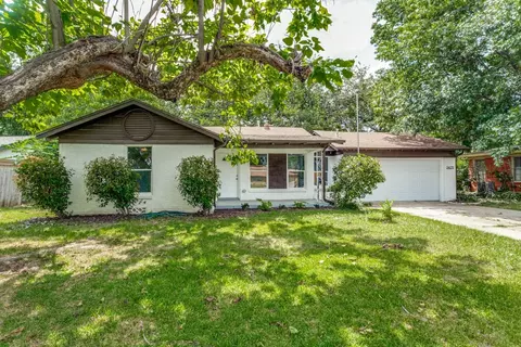 3425 Kingsbury Ave, Richland Hills, TX 76118