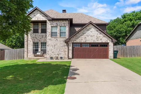 1504 Creekview Ln, Sherman, TX 75092