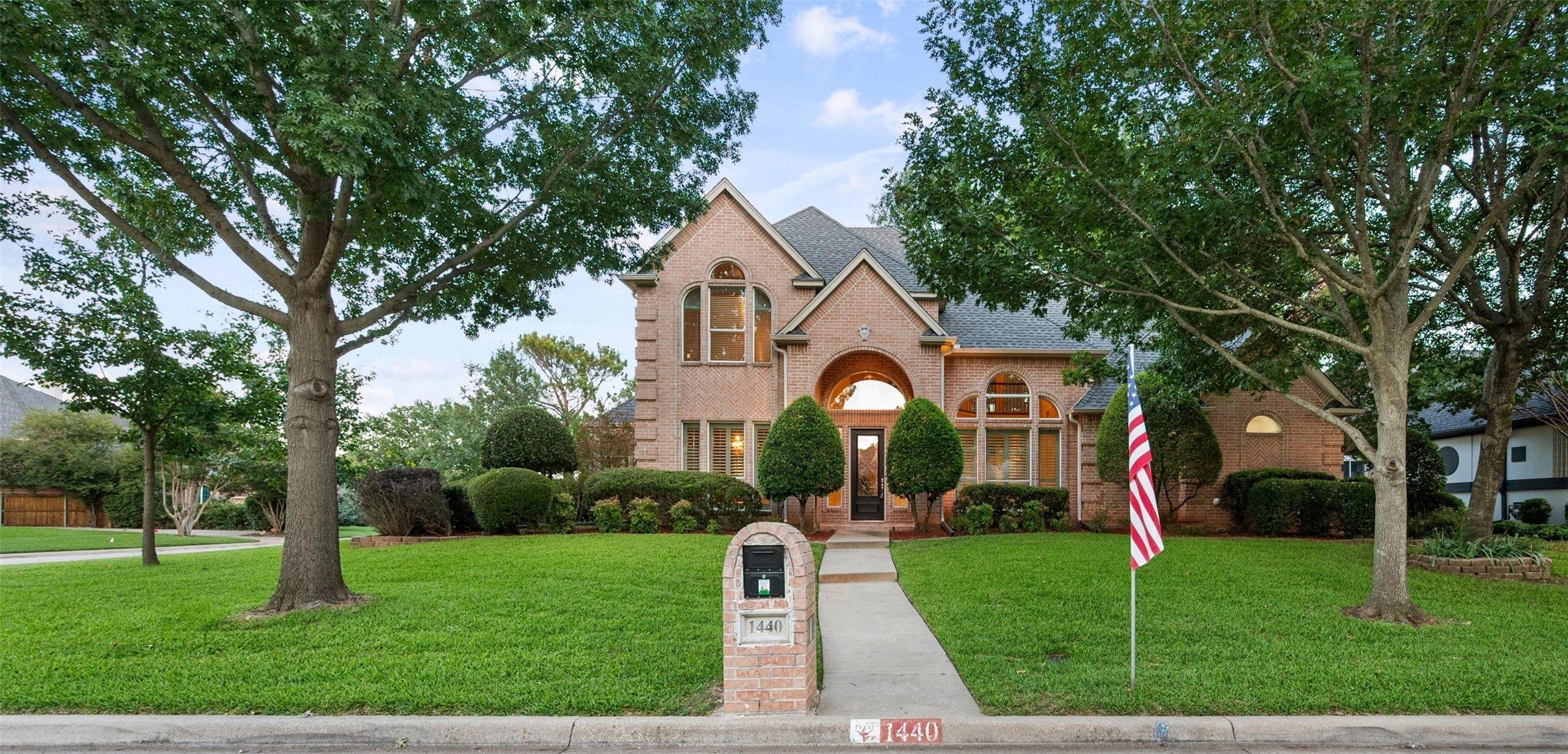 1440 Southern Hls Dr  