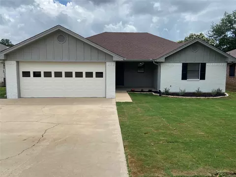 507 S First Ave, Stephenville, TX 76401