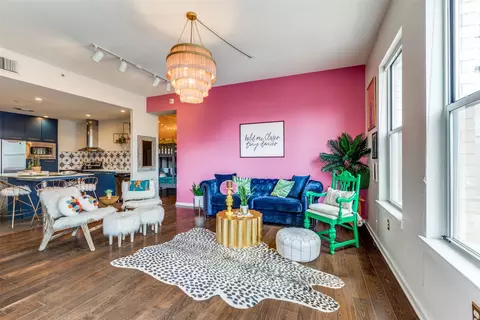 2323 N Houston St #506, Dallas, TX 75219