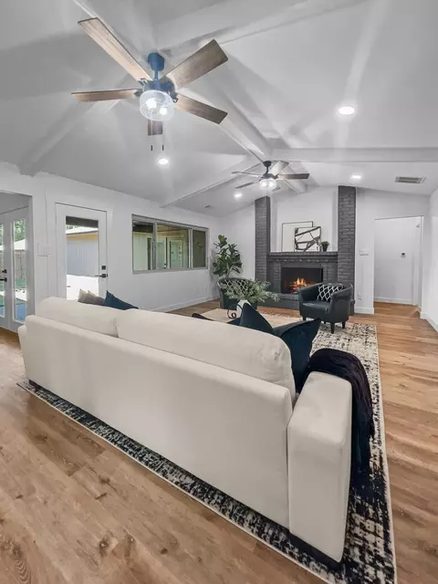 605 Sheffield Dr, Richardson, TX 75081