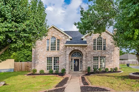 7508 Woodshadow Dr, Dallas, TX 75249