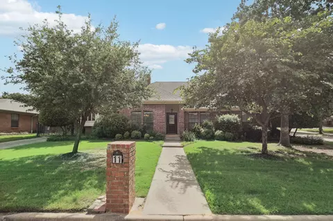 11 Valley Wood Ct, Trophy Club, TX 76262