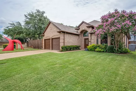 14640 Lexus Ave, Addison, TX 75001