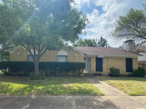5316 Duchess Ct, Lake Dallas, TX 75065