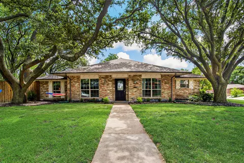 2809 Kyle Dr, Plano, TX 75075