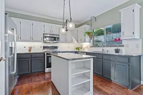 5512 Challenger Ct, Rockwall, TX 75032