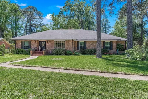 8304 Suffolk, Shreveport, LA 71106