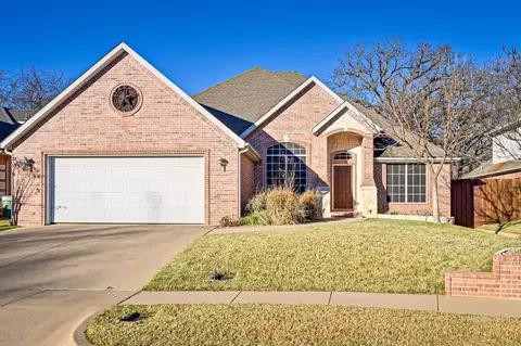7308 Heritage Oaks Ct, Arlington, TX 76001