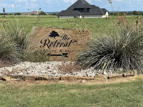 8516 Melrose Ct, Cleburne, TX 76033