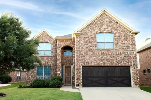 9413 Shoveler Trl, Fort Worth, TX 76118