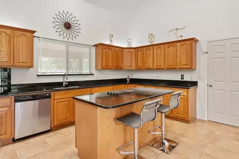 Kitchen - 13873 County Road 2919, Eustace, TX 75124 photo 1 of 4