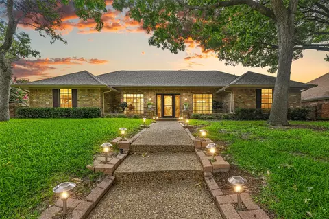3820 Santiago Dr, Plano, TX 75023