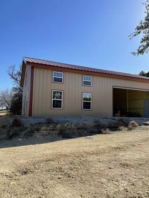 601 Apache Trl, Comanche, TX 76442 photo 5
