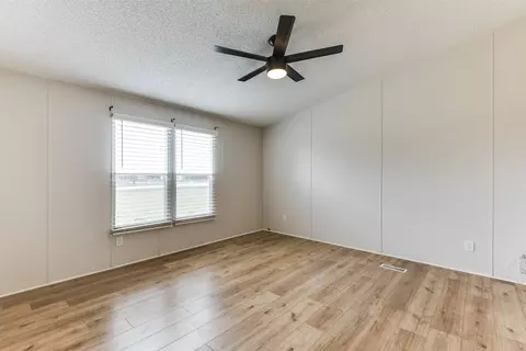 18533 Comanche Rd, Justin, TX 76247 photo 14