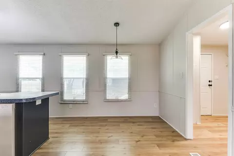 18533 Comanche Rd, Justin, TX 76247 photo 8