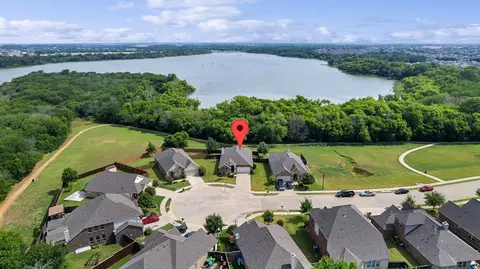 709 Water Garden Cir, Little Elm, TX 75068