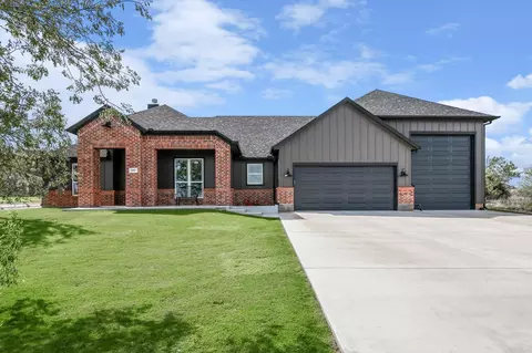1191 Green Elm Rd, Graford, TX 76449