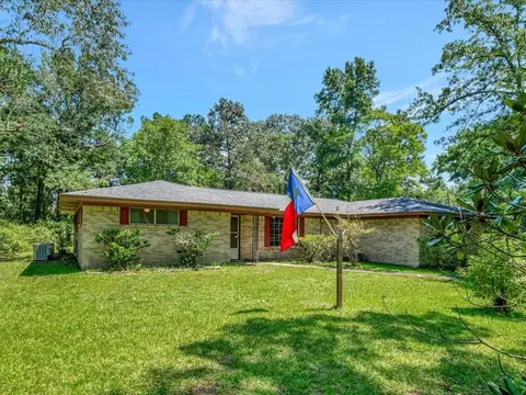 156 Lancewood Cir, Hudson, TX 75904