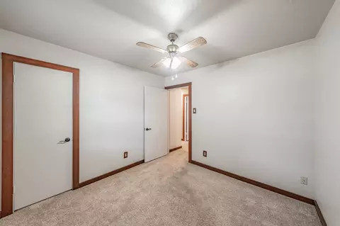 Bedroom - 433 Limestone Dr, Euless, TX 76039 photo 5 of 9