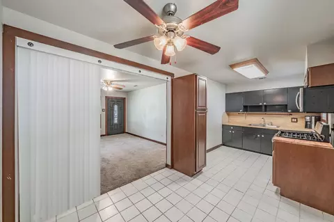Entry Way - 433 Limestone Dr, Euless, TX 76039 photo 1 of 3